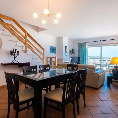 Apartment Stunning Th2 With Sea View