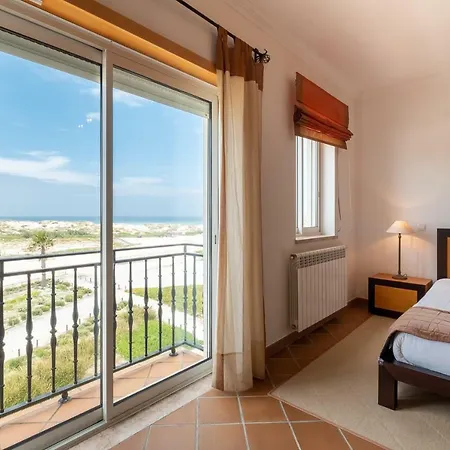 Stunning Th2 With Sea View *