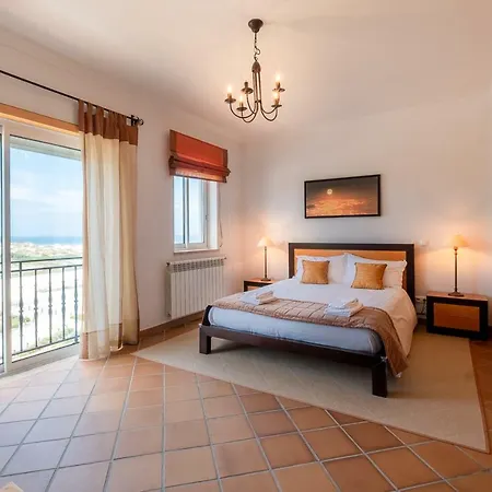 Stunning Th2 With Sea View